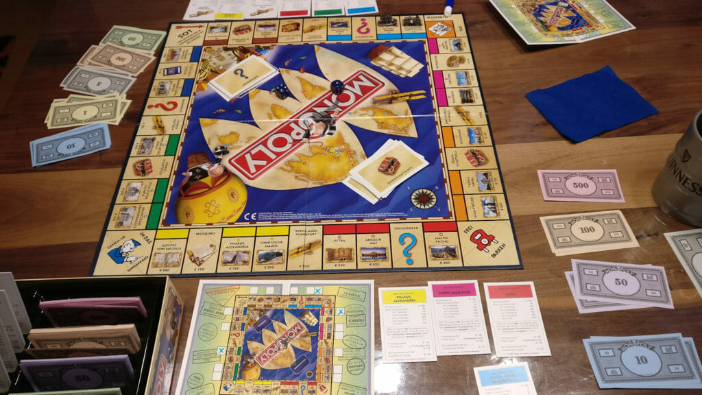 Monopoly Weltreise im Spiel
